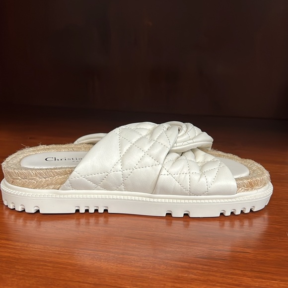 New Christian Dior Cannage quilted leather d twist slides sandals 36.5 - Picture 8 of 13